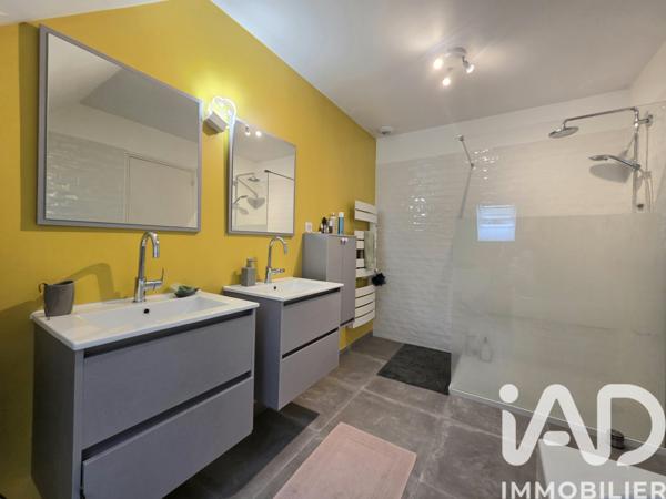 Maison à vendre 8 pièces 210 m² Thivars