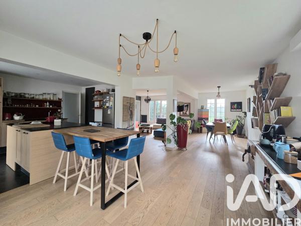 Maison à vendre 8 pièces 210 m² Thivars