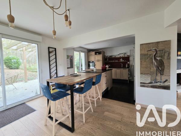 Maison à vendre 8 pièces 210 m² Thivars