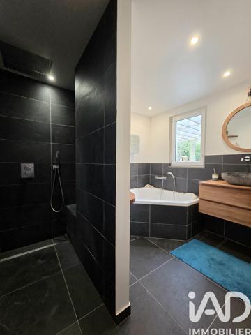 Maison à vendre 8 pièces 210 m² Thivars