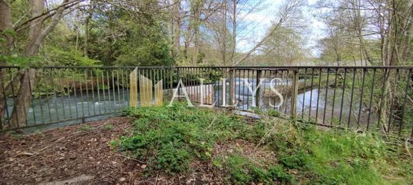 Moulin, bergerie et dépendances