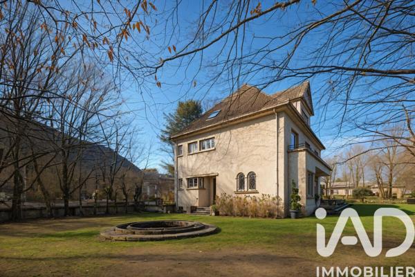 Maison à vendre 9 pièces 369 m² Vizille