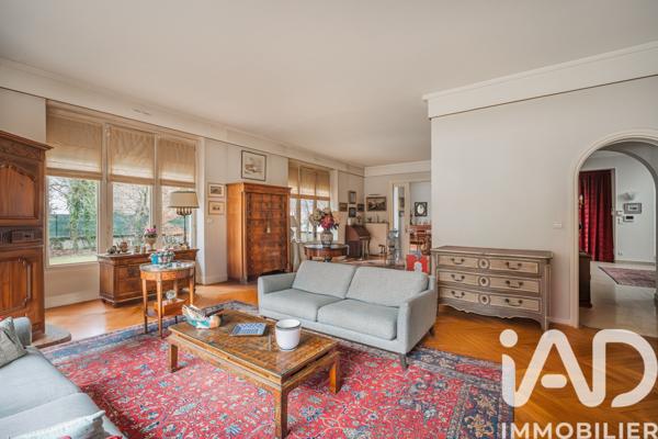 Maison à vendre 9 pièces 369 m² Vizille