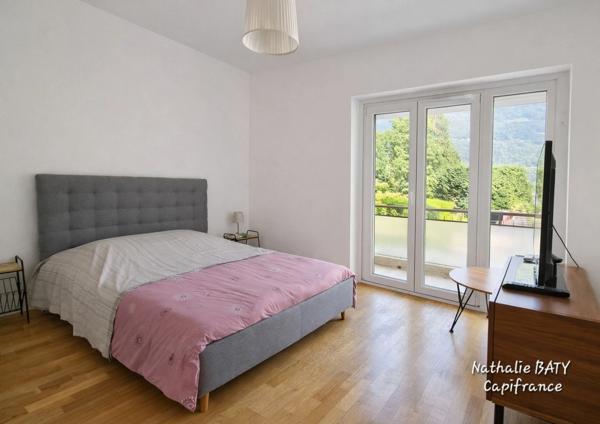 Rare à la vente - Spacieux appartement 150 m² – 7 pièces – 4 chambres – Terrasse, balcon, jardin – Dépendances – Ugine