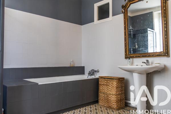 Maison à vendre 8 pièces 247 m² Bergères-lès-Vertus