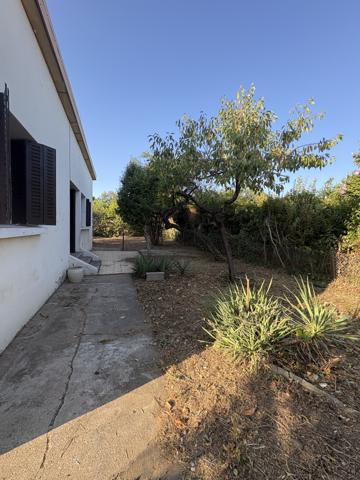 Maison
         4 pièces
        - 65 m² 181 000 € *