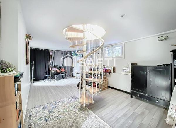 Maison 6 pièces 3/4 chambres, parcelle 840 m2