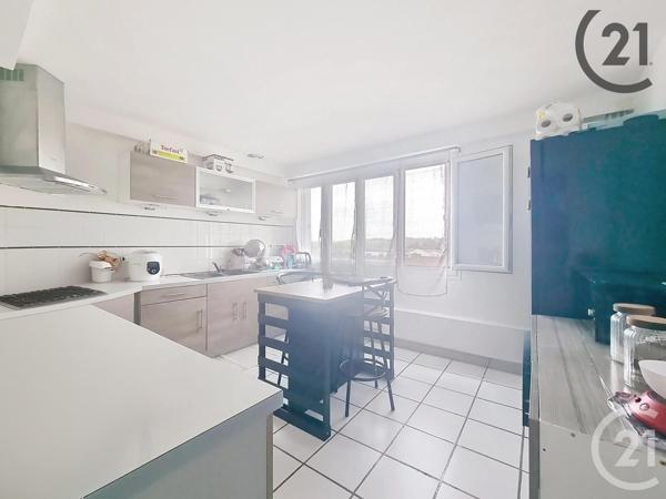 Appartement F4 à vendre  4 pièces - 79,33 m2 PROVINS - 77