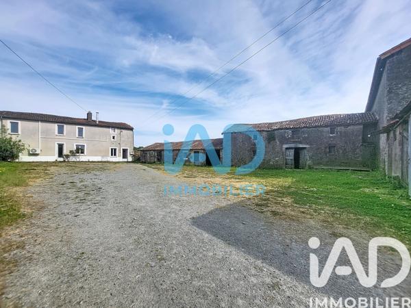 Maison à vendre 5 pièces 149 m² Fenioux