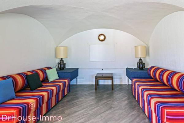 Appartement à vendre 2 pièces de 99 m²