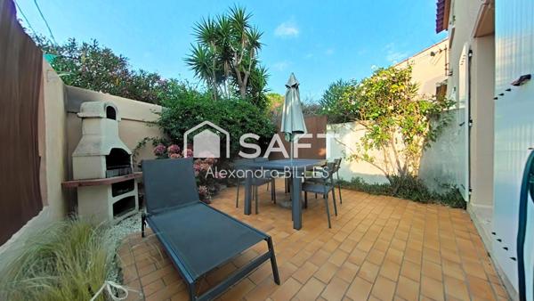 Résidence recherchée à deux pas du port : 2 chambres - Terrasse