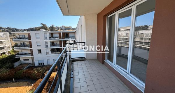 Location Appartement 3 pièces 68.45 m² - Francheville 69340