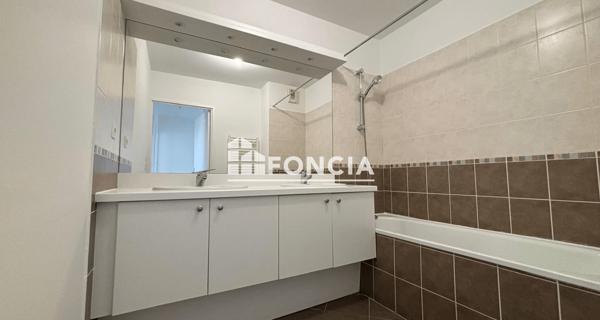 Location Appartement 3 pièces 68.45 m² - Francheville 69340