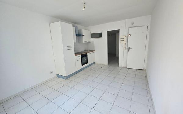Appartement à louer    1 pièce • 28,81 m2 Aubagne