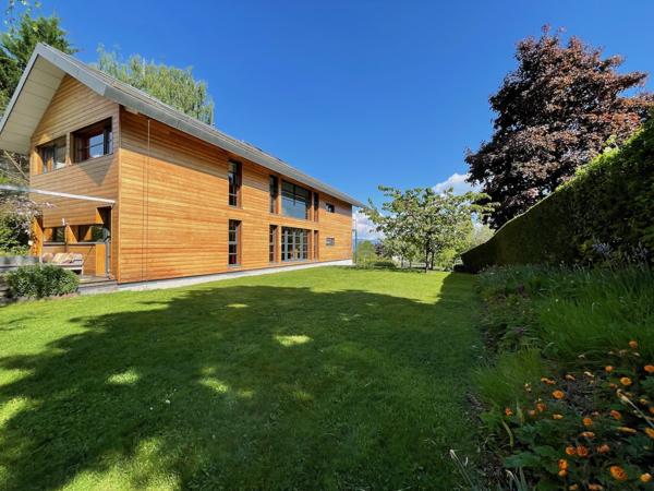 Divonne-les-Bains (01220) Propriété de prestige - 5 chambres - Proximité centre