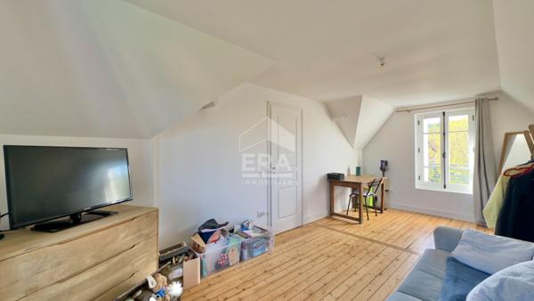 MAISON MEULIÈRE 8 PIÈCES À JUVISY-SUR-ORGE, CENTRE-VILLE AVEC JARDIN CLOS ET SOUS-SOL TOTAL