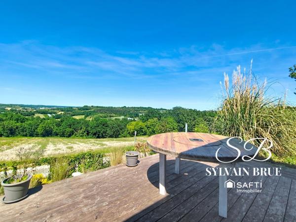 Maison bois 2023 - trois chambres et vue panoramique