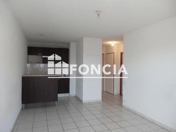 Location Appartement 2 pièces 35.63 m² - 11 AVENUE DE LA MARNE Tarbes 65000