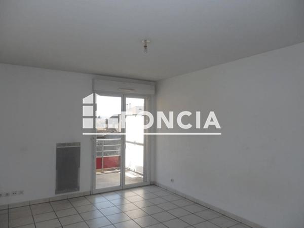 Location Appartement 2 pièces 35.63 m² - 11 AVENUE DE LA MARNE Tarbes 65000