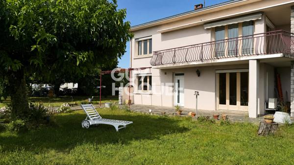 MAISON À VENDRE DE 6 PIÈCES DE 186,00 M²