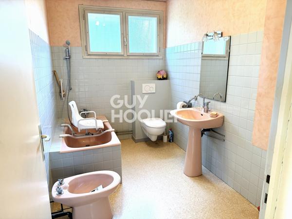 MAISON À VENDRE DE 6 PIÈCES DE 186,00 M²