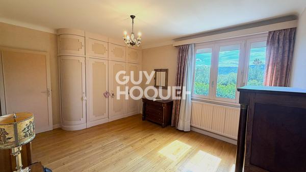 MAISON À VENDRE DE 6 PIÈCES DE 186,00 M²