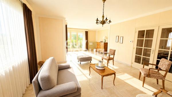 MAISON À VENDRE DE 6 PIÈCES DE 186,00 M²