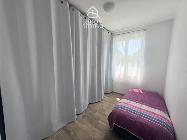 Maison
                                                                                                                                                                                                                                                                                                                        7 pièce(s)                                                                                                                                                                                                          5 chambre(s)                                                                                                                                                                                                          171  m²