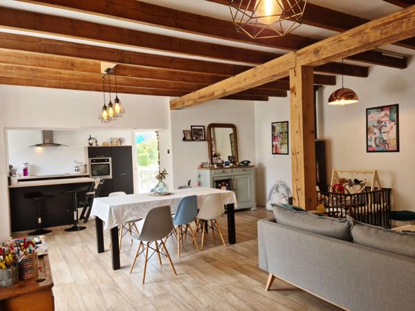 MAISON RENOVEE A QUESSOY