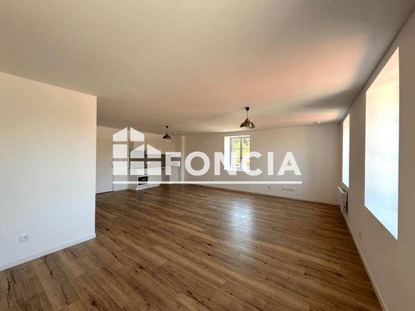 Location Appartement 2 pièces 82.2 m² - Mazamet 81200