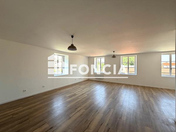 Location Appartement 2 pièces 82.2 m² - Mazamet 81200