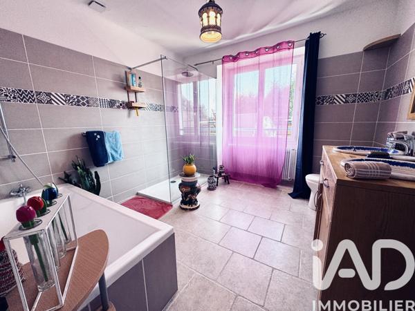 Maison à vendre 7 pièces 153 m² Pont-sur-Yonne