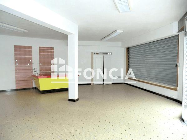 Location Local commercial 3 pièces 121.52 m² - 15 RUE DE BAGNERES Lourdes 65100
