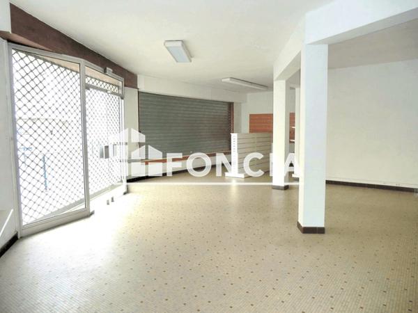 Location Local commercial 3 pièces 121.52 m² - 15 RUE DE BAGNERES Lourdes 65100