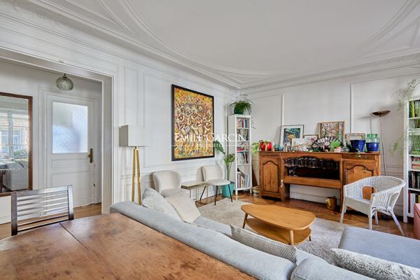 À VENDRE - Appartement - Paris - 75009 -  Martyrs - Trudaine - 3 pièces - 2 chambres - 62,99m²