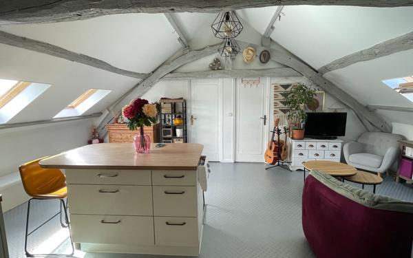 Appartement à vendre    3 pièces • 39,67 m2 Pontoise