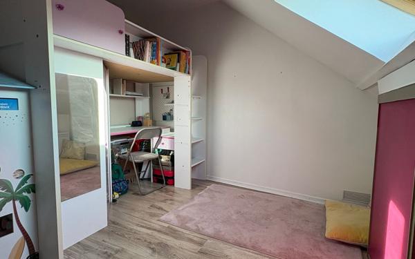 Appartement à vendre    3 pièces • 39,67 m2 Pontoise