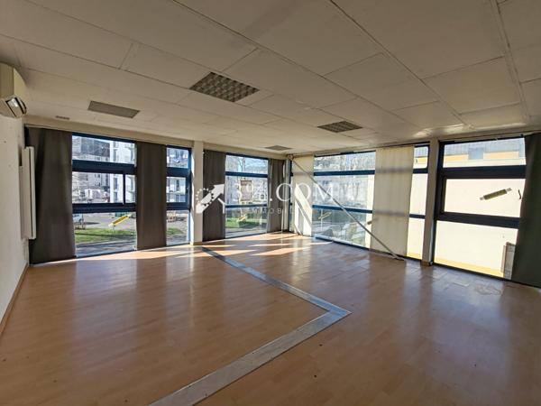 Appartement 25 pièce(s) 725 m²