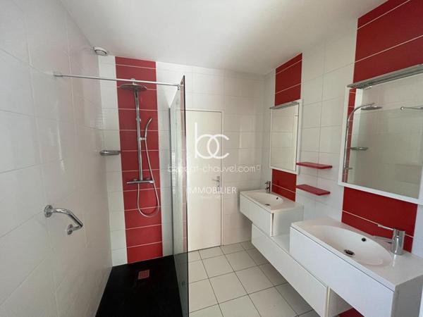 VANNES Maison 9 pièces 200 m²