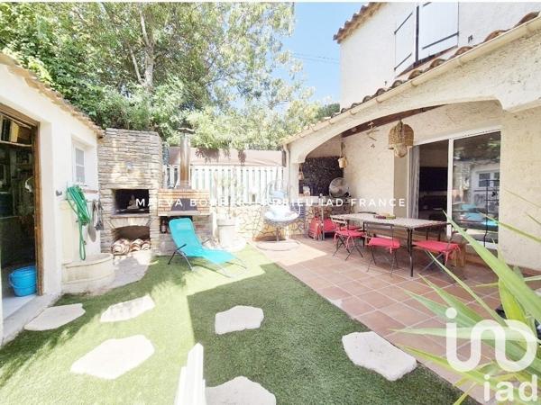 Maison à vendre 5 pièces 85 m² Saint-Cyr-sur-Mer
