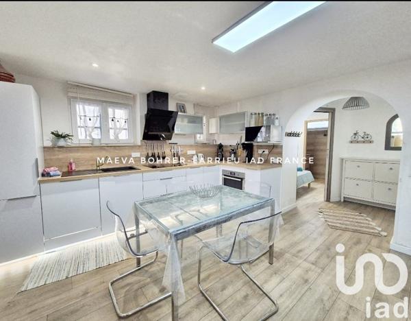 Maison à vendre 5 pièces 85 m² Saint-Cyr-sur-Mer