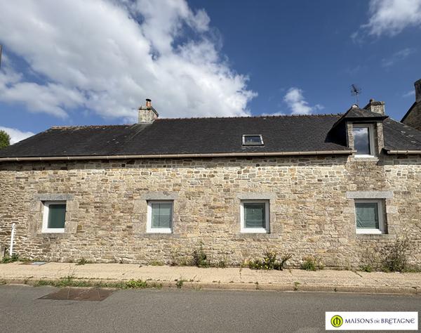 29380 SAINT THURIEN Longère en pierres à Saint Thurien 121 m2