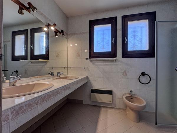 Pujols (47300) Pujols, dans bel environnement maison avec piscine et vue campagne