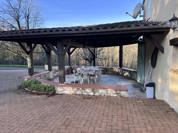 Pujols (47300) Pujols, dans bel environnement maison avec piscine et vue campagne