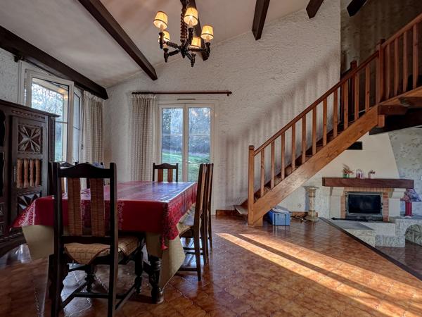 Pujols (47300) Pujols, dans bel environnement maison avec piscine et vue campagne