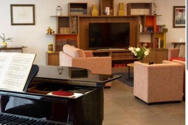INVESTISSEMENT LOCATIF – L'ISLE-D'ABEAU - Résidence Séniors Les Girandières La Porte des Alpes - 6%  de rentabilité.