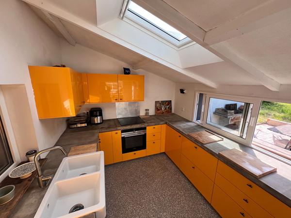 Maison 6 pièce(s) 202 m2 , Locmaria