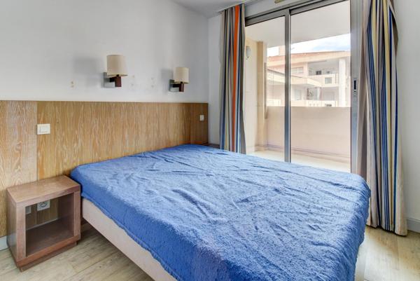 APPARTEMENT 2 Pièces situé au centre de Cannes La Bocca