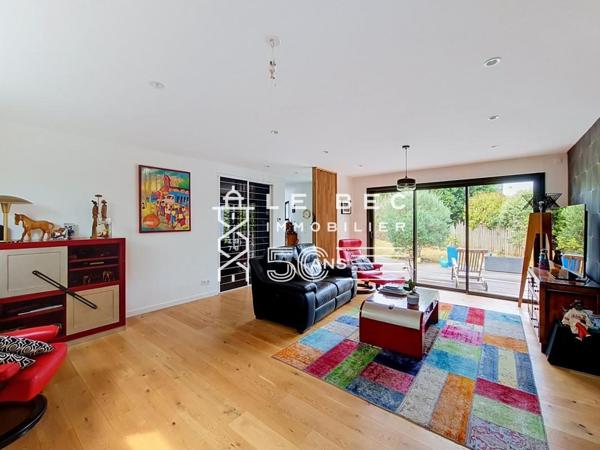 LORIENT : Superbe maison contemporaine de plain-pied