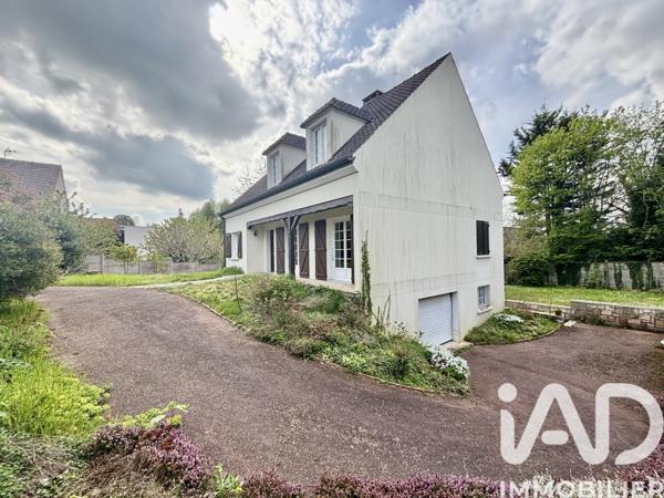 Maison à vendre 7 pièces 210 m² Saint-Leu-la-Forêt